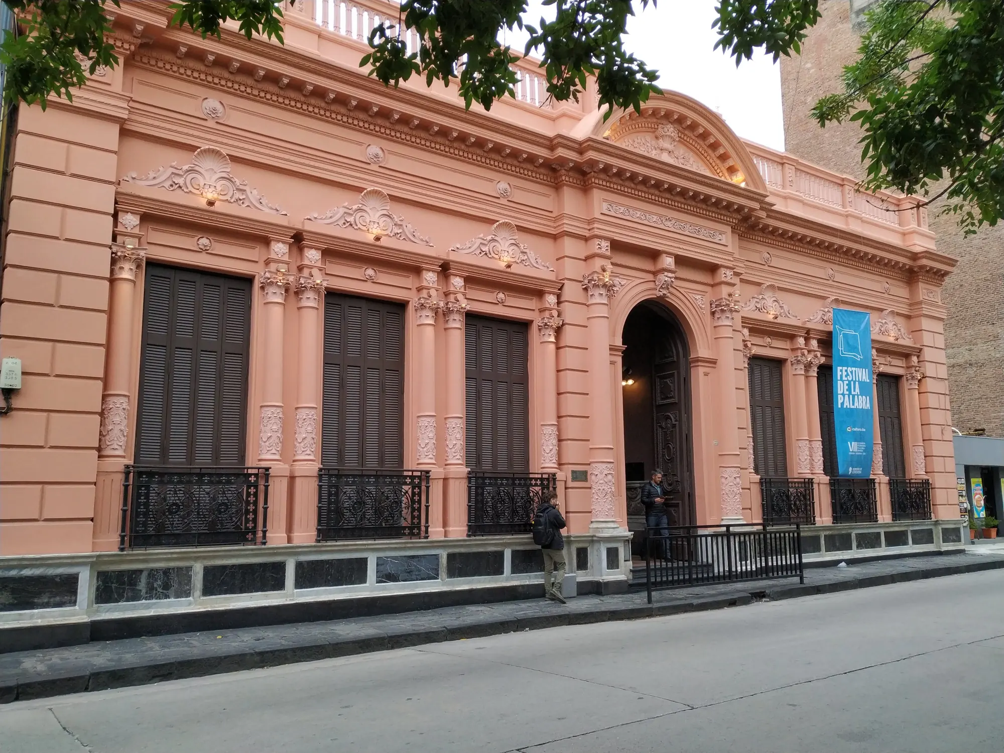 Fachada de edificio patrimonial